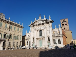 Piazza Sordello