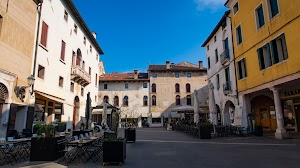 Piazzotto Montevecchio