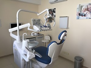 Dentista Pistoia - Iris Compagnia Odontoiatrica