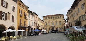 Palazzo Cisterna