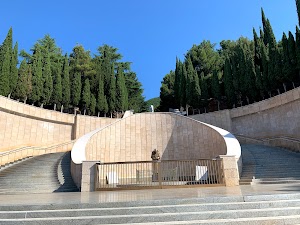 La Via Crucis Monumentale