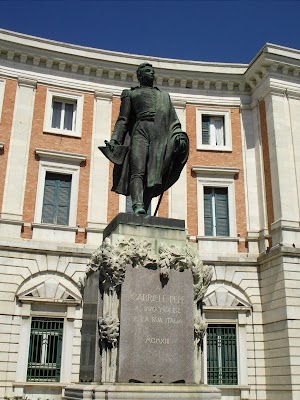 Monumento a Gabriele Pepe