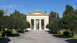 Cimitero Di Lecce