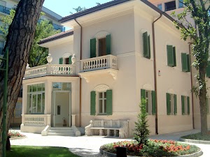 Galleria dArte Moderna e Contemporanea Villa Franceschi