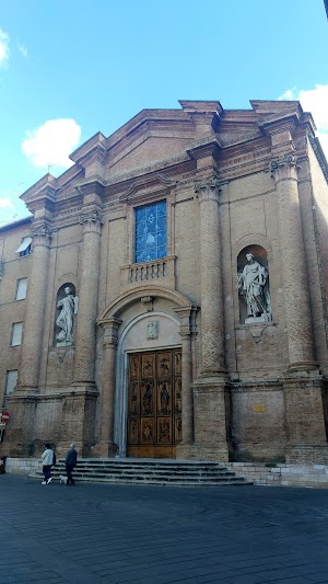 Pro-cattedrale di SantAgostino - Santuario Madonna del Pianto