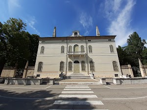 Villa dei Leoni