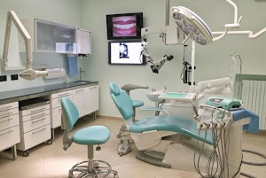 Umbria Dent S.r.l - Cliniche Odontoiatriche a Terni