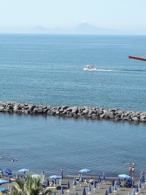 Area di parcheggio presso isola ecologica