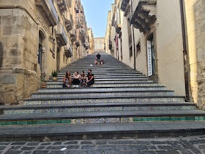 Scalinata di Santa Maria del Monte