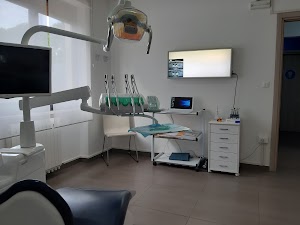 Studio Dentistico Staniscia