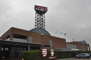 Hotel Motel 2