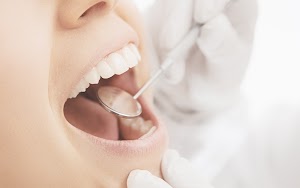 Studio Odontoiatrico Dentista di Casa Aguiari - Mastrobuono