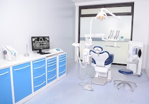 Dentista Como Studio Conti