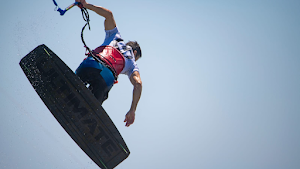 Kitesurfing School Latina