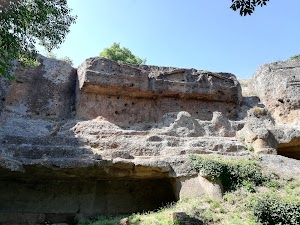 Tombe Etrusche Doriche Di Norchia