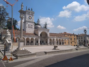 Fontana di Giovanni Carrara