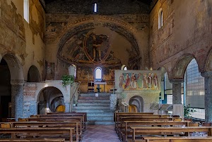 Basilica di San Vincenzo in Galliano e Battistero di San Giovanni Battista