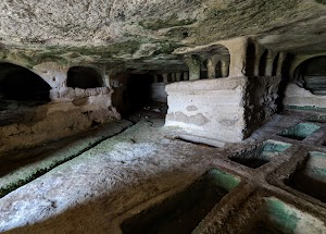 Grotta Delle Trabacche