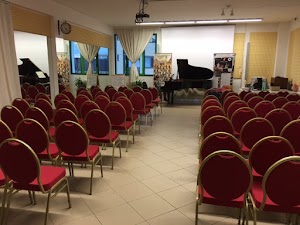 Scuola di Pianoforte M Luana Menchini Accademia Arti Musicali Sarzana