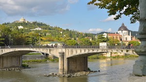 Ponte Garibaldi