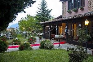 Agriturismo La Corte Sul Lago Cingoli -Cucina Di Qualità E Camere Con Vista Provincia Macerata