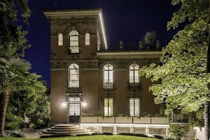 Villa Liberty - Lake Como Rooms & SPA